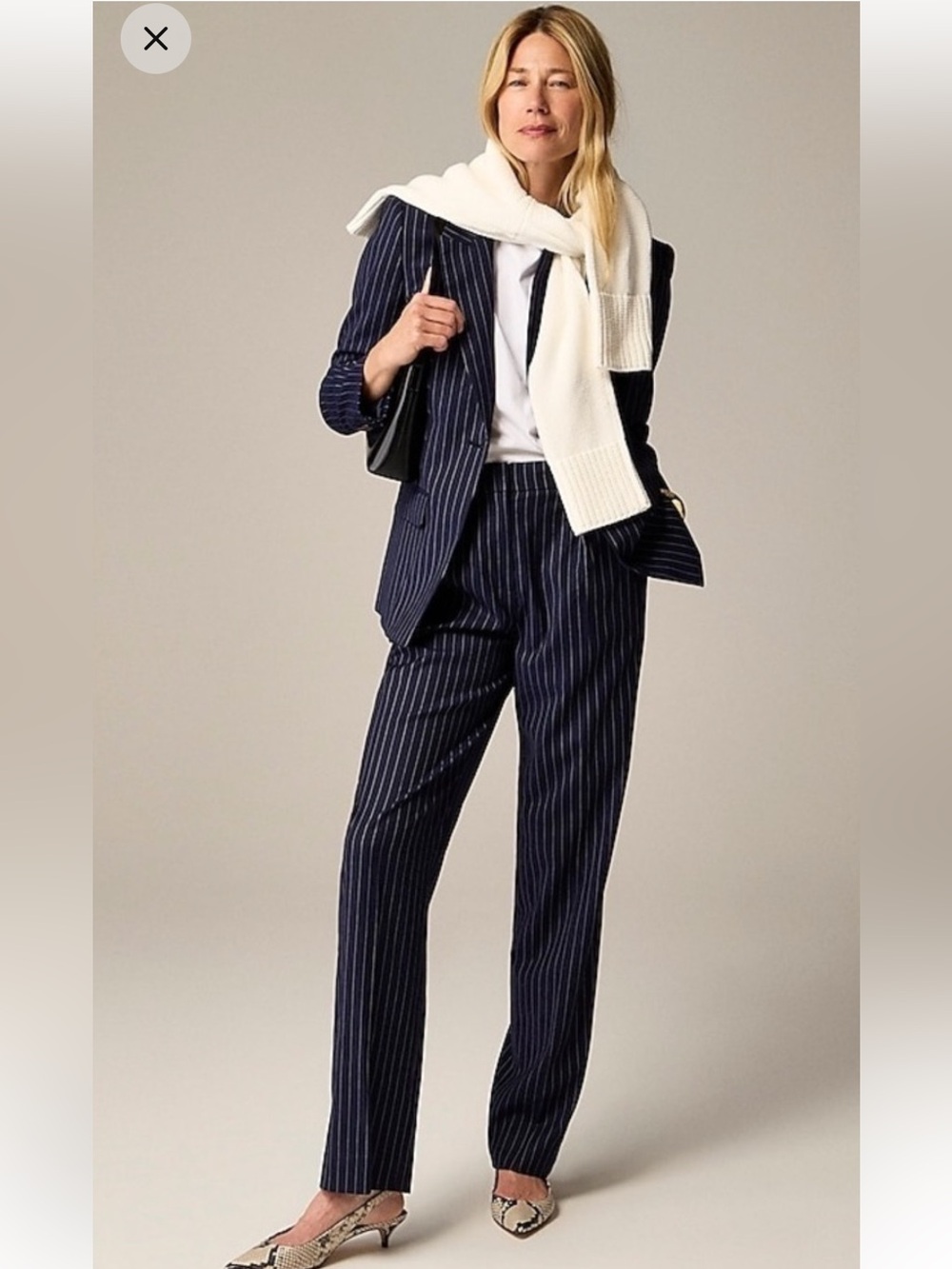 J Crew Collection Portia pant in navy pinstripe Italian wool blend CD082 sz2
